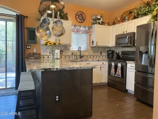 Photo #4: 6367962 Listing