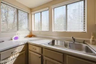 Photo #6: 6368038 Listing 