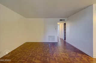 Photo #4: 6368058 Listing 