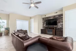 Photo #6: 6368179 Listing 
