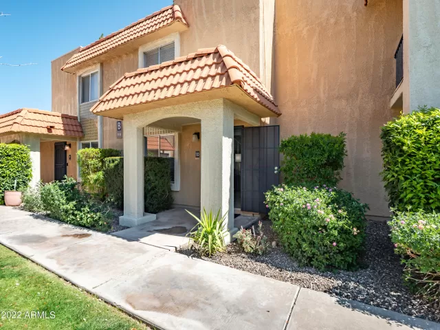 MLS: 6368214 Condo For Sale