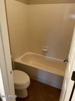 Photo #4: 6368302 Listing