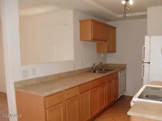 Photo #5: 6368401 Listing 