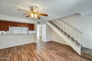 Photo #2: 6368441 Listing