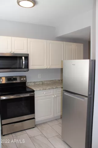 Photo #4: 6368545 Listing 