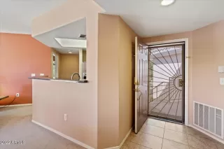 Photo #5: 6368623 Listing