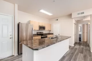 Photo #4: 6369039 Listing