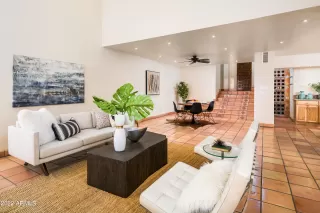 Photo #2: 6369066 Listing