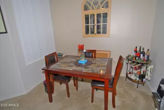 Photo #5: 6369274 Listing