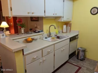 Photo #5: 6369572 Listing