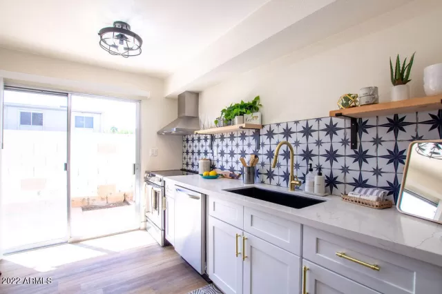 MLS: 6369678 Condo For Sale