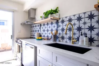 Photo #3: 6369678 Listing 