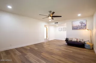 Photo #6: 6369678 Listing 