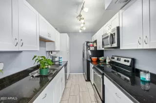 Photo #3: 6369724 Listing