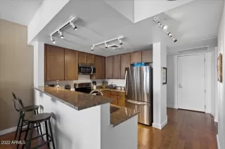 Photo #2: 6369818 Listing