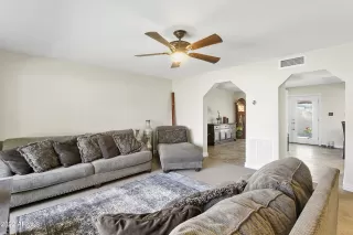 Photo #2: 6369839 Listing 