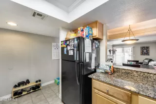 Photo #6: 6370021 Listing 