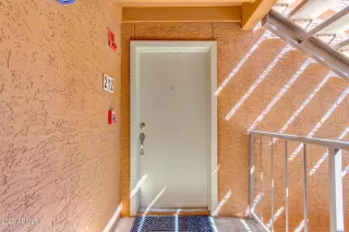 Photo #2: 6370154 Listing