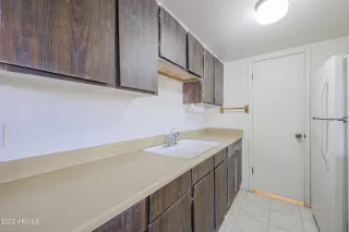 Photo #5: 6370167 Listing