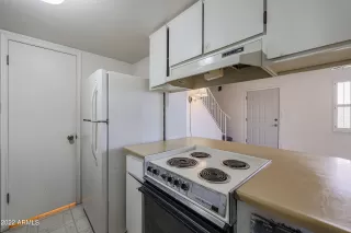 Photo #6: 6370167 Listing