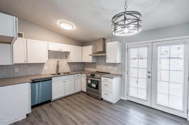 MLS: 6370203 Condo For Sale