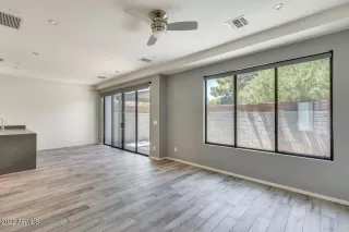 Photo #2: 6370255 Listing 