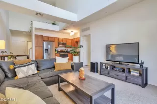 Photo #3: 6370274 Listing