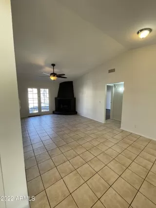 Photo #6: 6370441 Listing