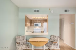 Photo #3: 6370507 Listing