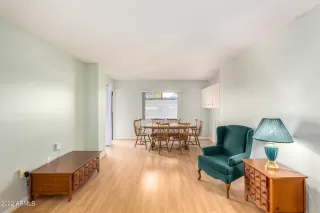 Photo #4: 6370507 Listing