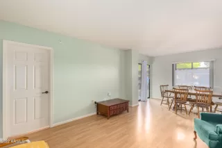 Photo #5: 6370507 Listing