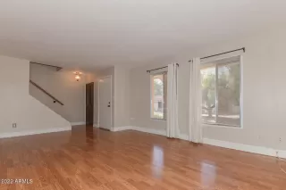 Photo #5: 6370533 Listing