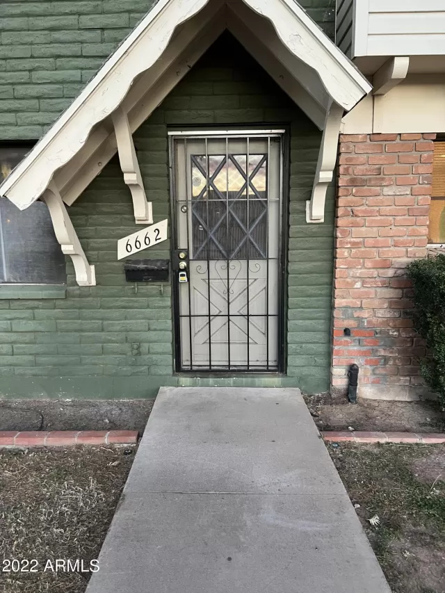 MLS: 6370803 Condo For Sale