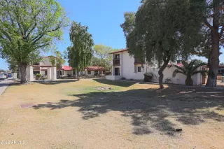 Photo #4: 6370891 Listing