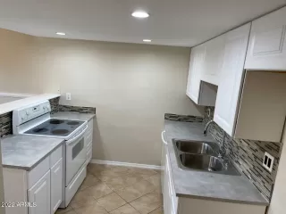 Photo #4: 6370930 Listing