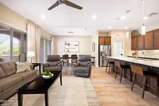 Photo #1: 6370933 Listing 