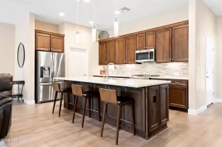 Photo #2: 6370933 Listing 