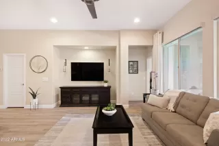 Photo #4: 6370933 Listing 