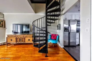 Photo #5: 6371239 Listing 