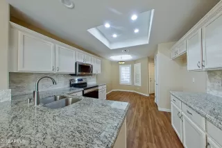 Photo #6: 6371469 Listing