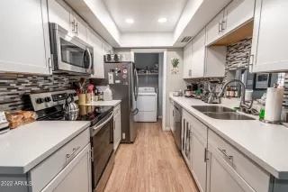 Photo #2: 6371492 Listing 