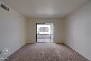 Photo #4: 6371638 Listing