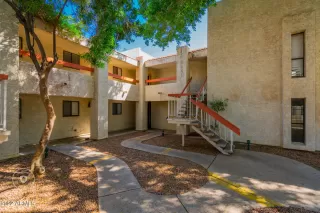 Photo #6: 6371638 Listing