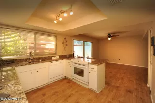 Photo #6: 6372017 Listing