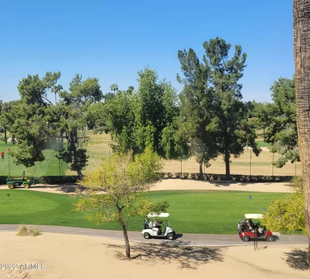 MLS: 6372248 Condo For Sale