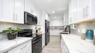 Photo #6: 6372371 Listing 