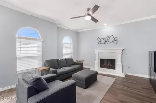 Photo #5: 6372393 Listing