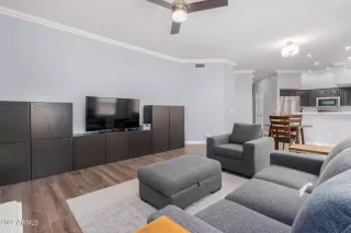 Photo #6: 6372393 Listing