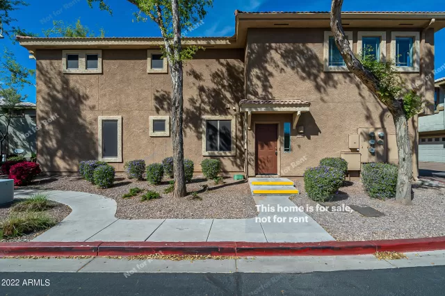 MLS: 6372454 Condo For Sale