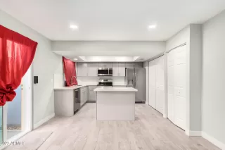 Photo #6: 6372611 Listing 